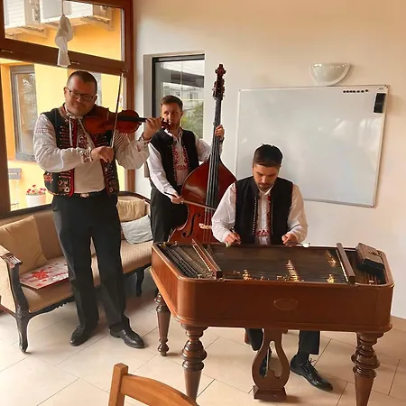 Trojna Lednice-vhodne Na Svatby,rodinne Akce,teambuilding Lednice
