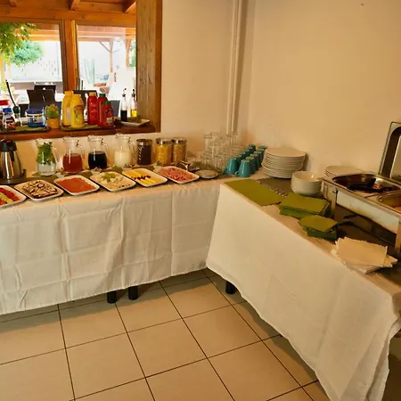 Trojna Lednice-vhodne Na Svatby,rodinne Akce,teambuilding
